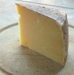 Picture of Lincolnshire Double Barrel Cheese 