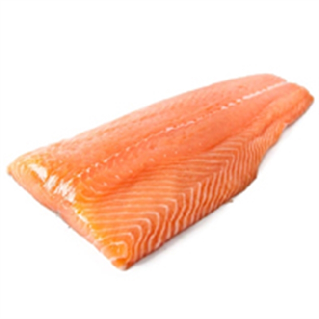 Farm Direct. Family Size Scottish Salmon Fillet (approx. 500g)