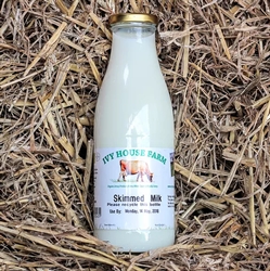 Picture of Skimmed Jersey Milk (750ml - Glass Bottle)