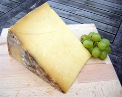 Picture of Montgomery's Cheddar Cheese